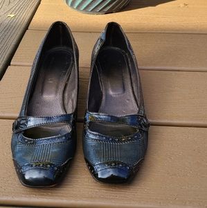 Black&gray patent leather shoes size 9